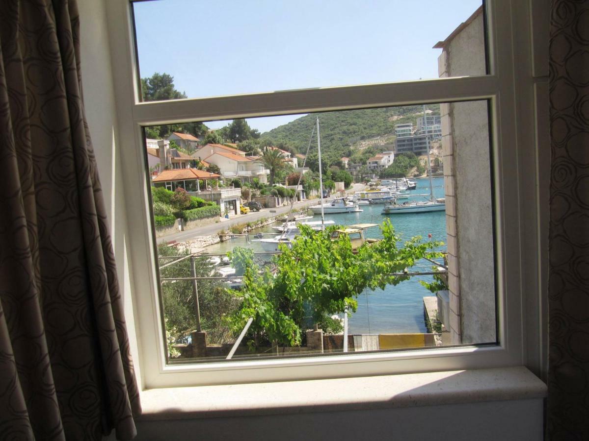 Apartmans And Rooms Dunjini Dvori Korčula Zewnętrze zdjęcie