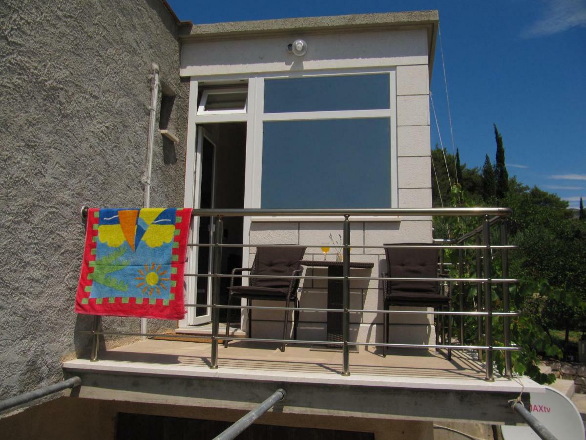 Apartmans And Rooms Dunjini Dvori Korčula Zewnętrze zdjęcie