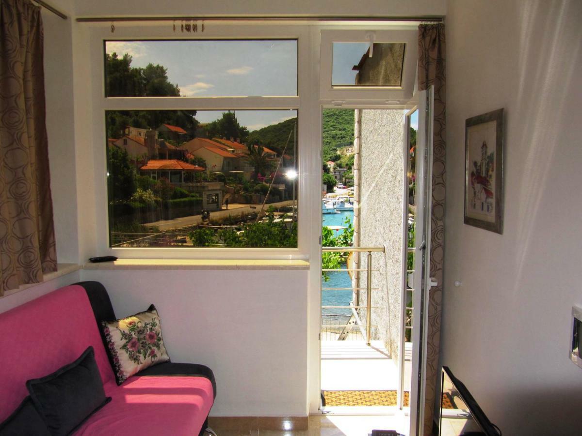 Apartmans And Rooms Dunjini Dvori Korčula Zewnętrze zdjęcie