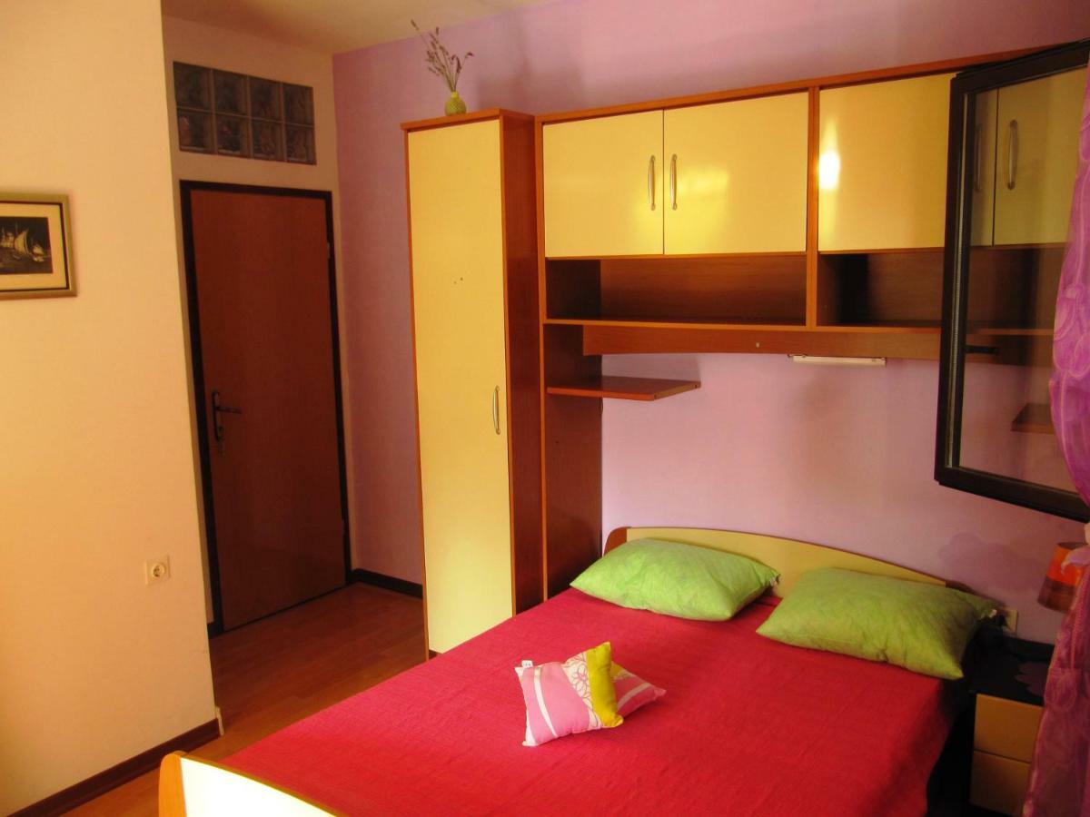 Apartmans And Rooms Dunjini Dvori Korčula Zewnętrze zdjęcie