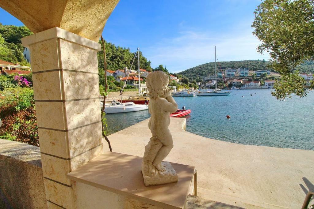 Apartmans And Rooms Dunjini Dvori Korčula Zewnętrze zdjęcie